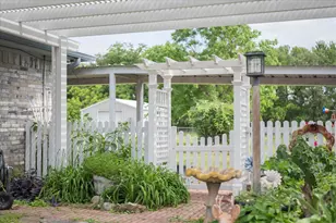 107 Fort Graham Cir, Waco, TX 76705 - Photo 6