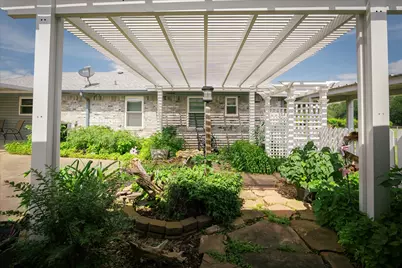 107 Fort Graham Circle, Waco, TX 76705 - Photo 4
