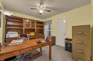 107 Fort Graham Cir, Waco, TX 76705 - Photo 20