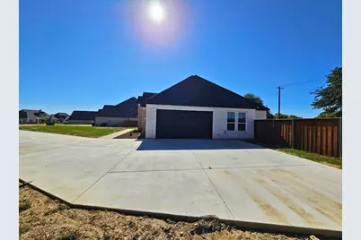 105 Oxford Court, Weatherford, TX 76088 - Photo 36