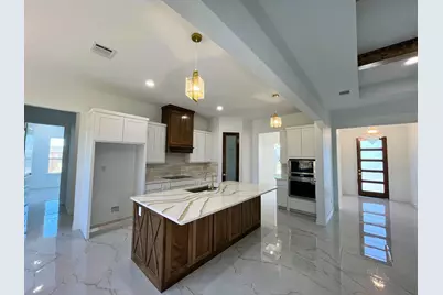 105 Oxford Court, Weatherford, TX 76088 - Photo 12