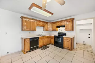 7308 Red Osier Rd, Dallas, TX 75249 - Photo 14