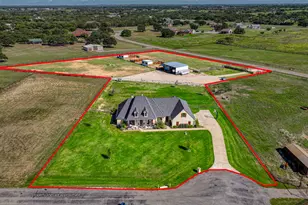 127 Trace Dr, Weatherford, TX 76087 - Photo 4