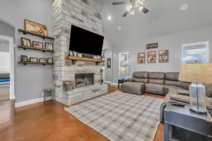 127 Trace Dr, Weatherford, TX 76087 - Photo 8