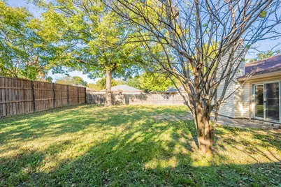 5300 Virburnum Court, Arlington, TX 76018 - Photo 26