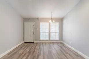 5300 Virburnum Ct, Arlington, TX 76018 - Photo 6