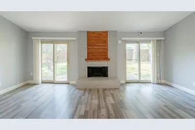 5300 Virburnum Court, Arlington, TX 76018 - Photo 8