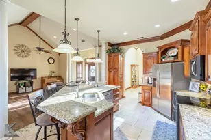 266 Peach Blossom Dr, Abilene, TX 79602 - Photo 10