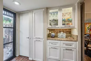 3631 Hawthorne Ave, Dallas, TX 75219 - Photo 16