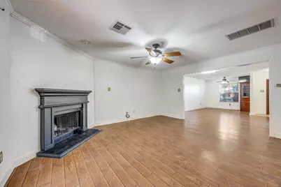 1705 Creekside, Sherman, TX 75092 - Photo 6