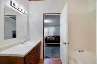 704 Cr 1416, Bogata, TX 75417 - Photo 14