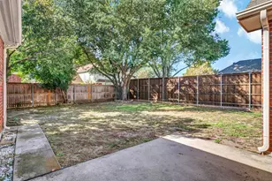 2221 Country Club Dr, Plano, TX 75074 - Photo 22