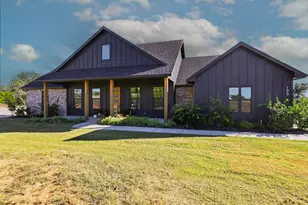 199 Graystone, Weatherford, TX 76088 - Photo 1