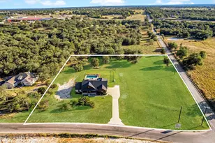 199 Graystone, Weatherford, TX 76088 - Photo 2