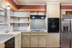 406 Chumney Dr, Teague, TX 75860 - Photo 4