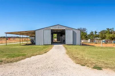 8771 Fm 2931, Pilot Point, TX 76258 - Photo 18