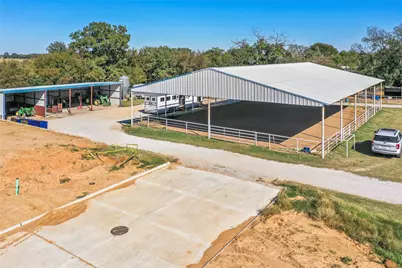 8771 Fm 2931, Pilot Point, TX 76258 - Photo 12