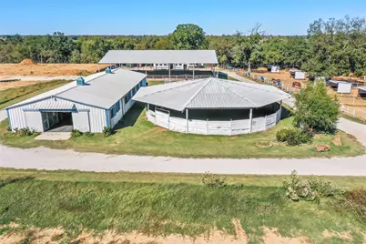 8771 Fm 2931, Pilot Point, TX 76258 - Photo 10