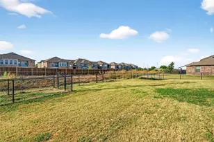 501 Harris St, Gunter, TX 75058 - Photo 36