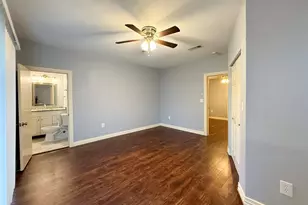 211 2nd St, Denton, TX 76201 - Photo 12