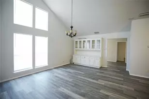 7520 Windhaven Rd, North Richland Hills, TX 76182 - Photo 4