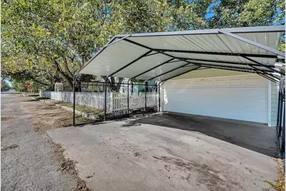 515 Hackberry Street, Clifton, TX 76634 - Photo 40