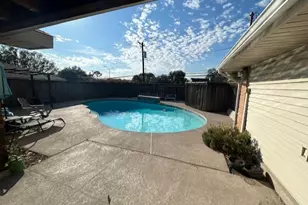 12311 Cedar Bend Dr, Dallas, TX 75244 - Photo 14