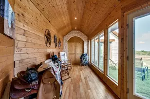 2250 Morrow Rd, Valley View, TX 76272 - Photo 32