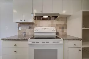 7881 La Cabeza Dr, Dallas, TX 75248 - Photo 12