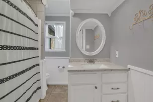 1815 N Riverside Dr, Fort Worth, TX 76111 - Photo 20