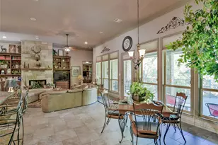 6318 Sonora Dr, Granbury, TX 76049 - Photo 6