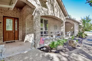 6318 Sonora Dr, Granbury, TX 76049 - Photo 2