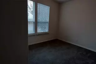 325 Kennewick Dr, Garland, TX 75044 - Photo 18