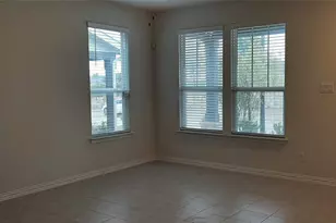 325 Kennewick Dr, Garland, TX 75044 - Photo 4