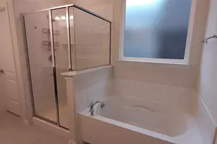 325 Kennewick Dr, Garland, TX 75044 - Photo 14