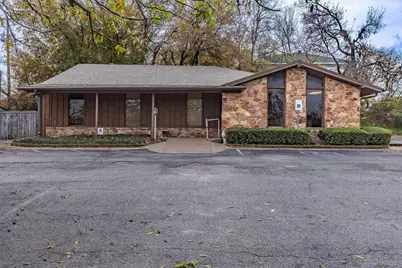 825 N Crockett Street, Sherman, TX 75090 - Photo 1