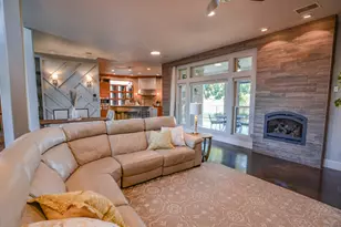 3606 Upper Lake Cir, Granbury, TX 76049 - Photo 10