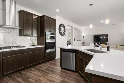 1033 West Drive, Aubrey, TX 76227 - Photo 14