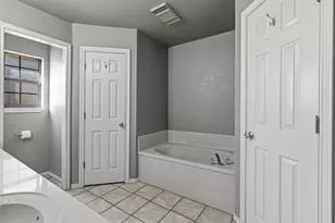 202 Bosque St, Glen Rose, TX 76043 - Photo 18