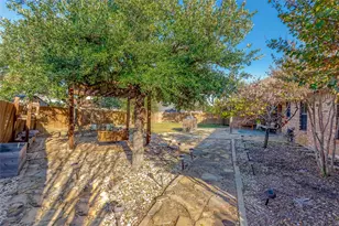 226 King George Rd, Ponder, TX 76259 - Photo 14