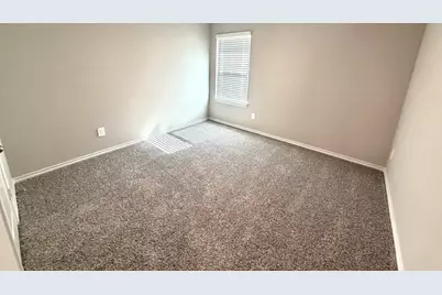 10509 Dovetail Lane, Fort Worth, TX 76036 - Photo 14