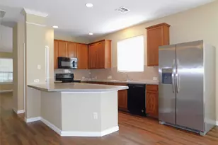 316 Hummingbird Dr, Little Elm, TX 75068 - Photo 10