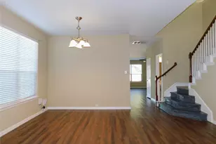 316 Hummingbird Dr, Little Elm, TX 75068 - Photo 8