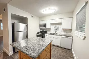 5928 Fletcher Ave, Fort Worth, TX 76107 - Photo 4