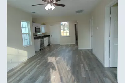 2839 E Overton Road, Dallas, TX 75216 - Photo 14