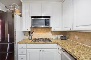 6052 Wrigley Way, Fort Worth, TX 76133 - Photo 16