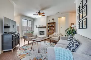 109 Midcrest Dr, Irving, TX 75063 - Photo 4