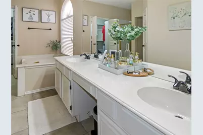 4648 Park Bend Drive, Fort Worth, TX 76137 - Photo 14