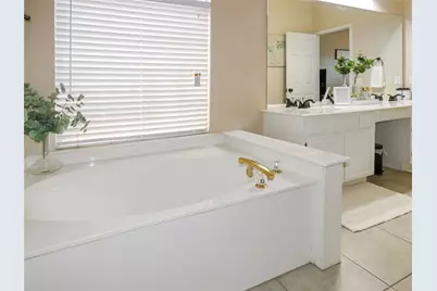 4648 Park Bend Drive, Fort Worth, TX 76137 - Photo 16