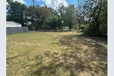 2909 W 4th Avenue, Corsicana, TX 75110 - Photo 12